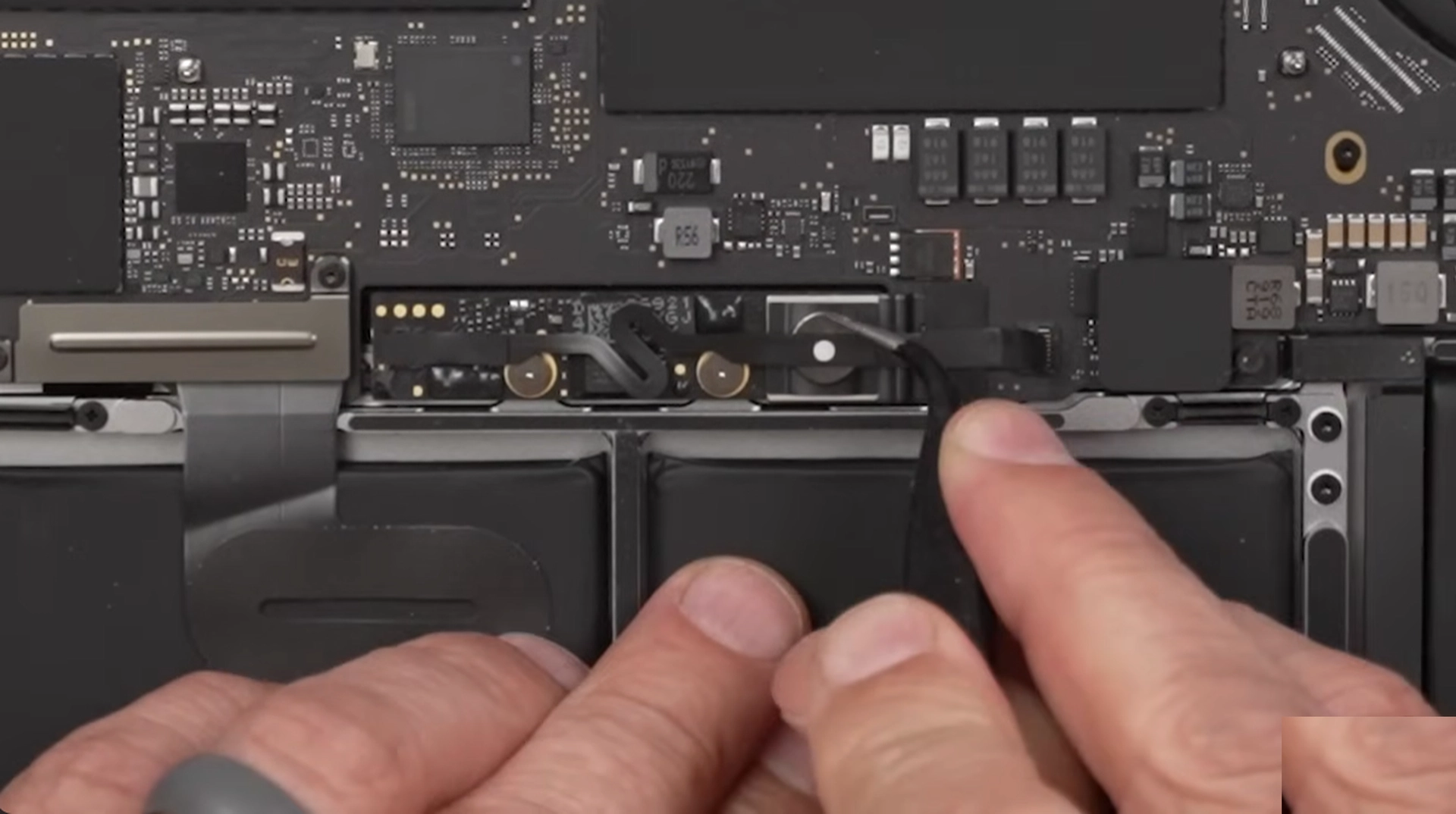 What Laptop and MacBook Problems Can Be Fixed the Same Day
